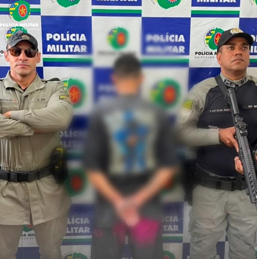 Homem é preso em Formosa acusado de manter mulher em cárcere privado.